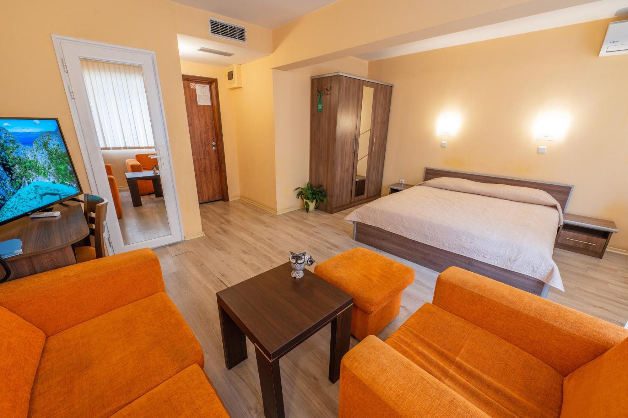 Family Hotel Gran Ivan Varna Exterior foto