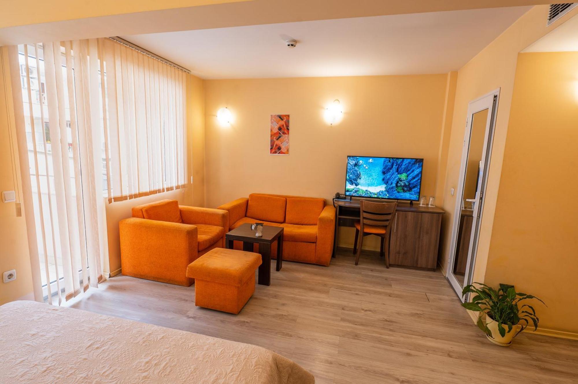 Family Hotel Gran Ivan Varna Exterior foto